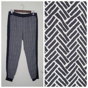 Tibi‎ New York Sz 6 Black White Geometric Mixed Media Motif Tribal Joggers Pants
